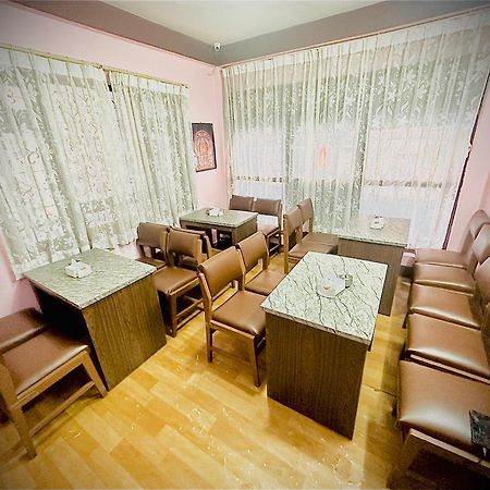 Hotel Green Orchid Katmandou Extérieur photo