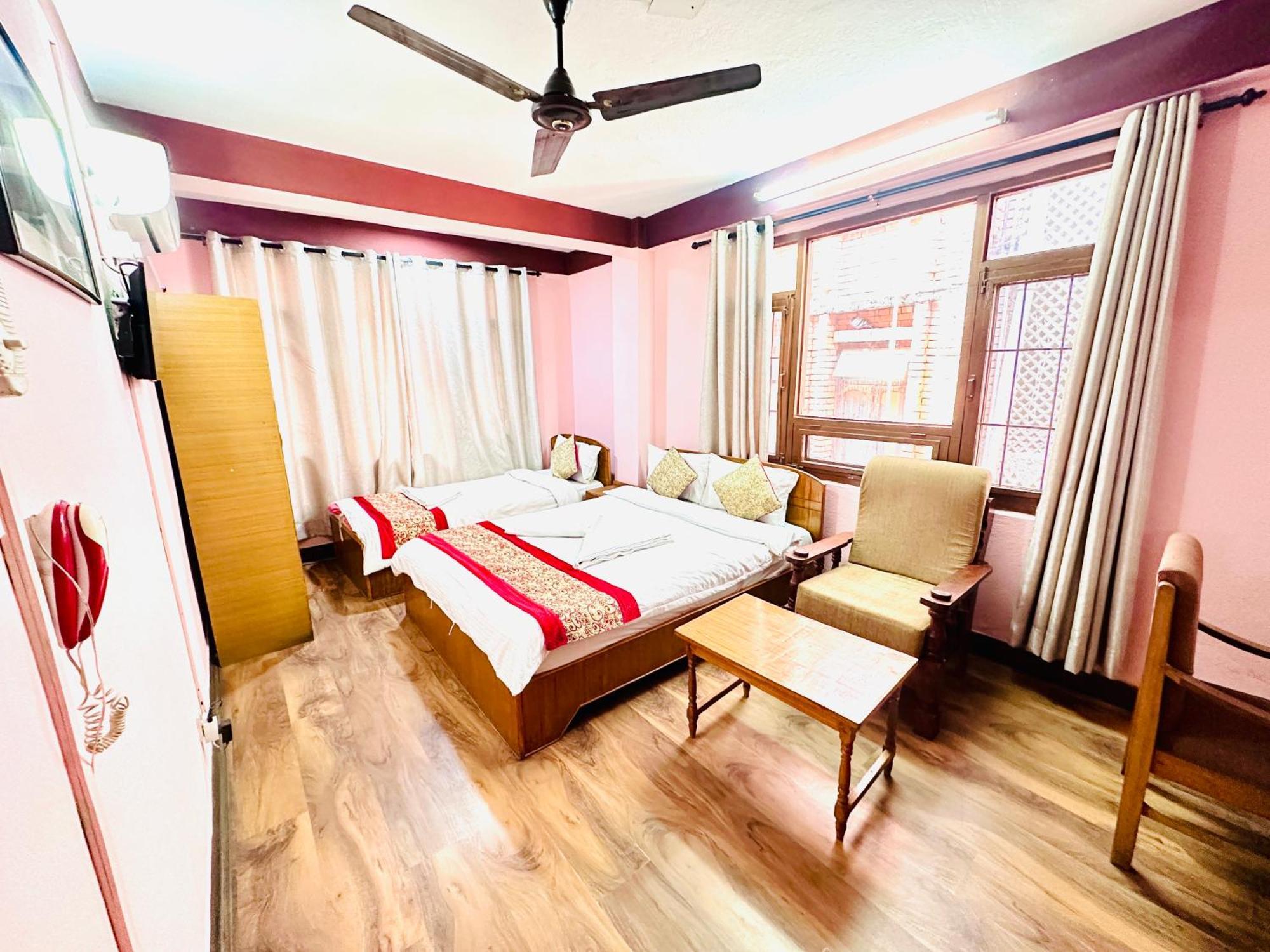 Hotel Green Orchid Katmandou Extérieur photo